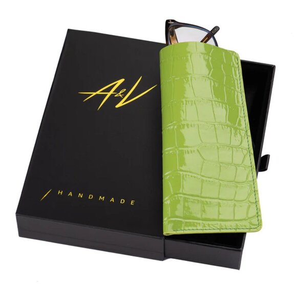 Authentic Calfskin Alligator‑Texture Glasses Pouch - Salad Green - Picture 2 of 3